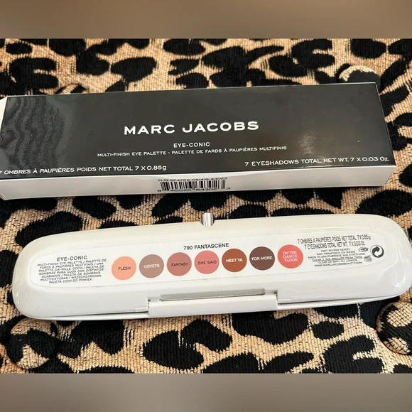 Marc Jacob’s eye-conic eyeshadow palette 790 Fantascene - Picture 2 of 6